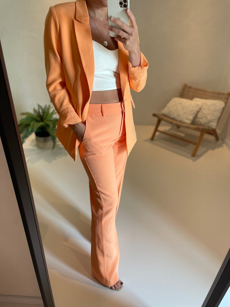 YAS Bluris blazer in mock orange, women suit @ modin