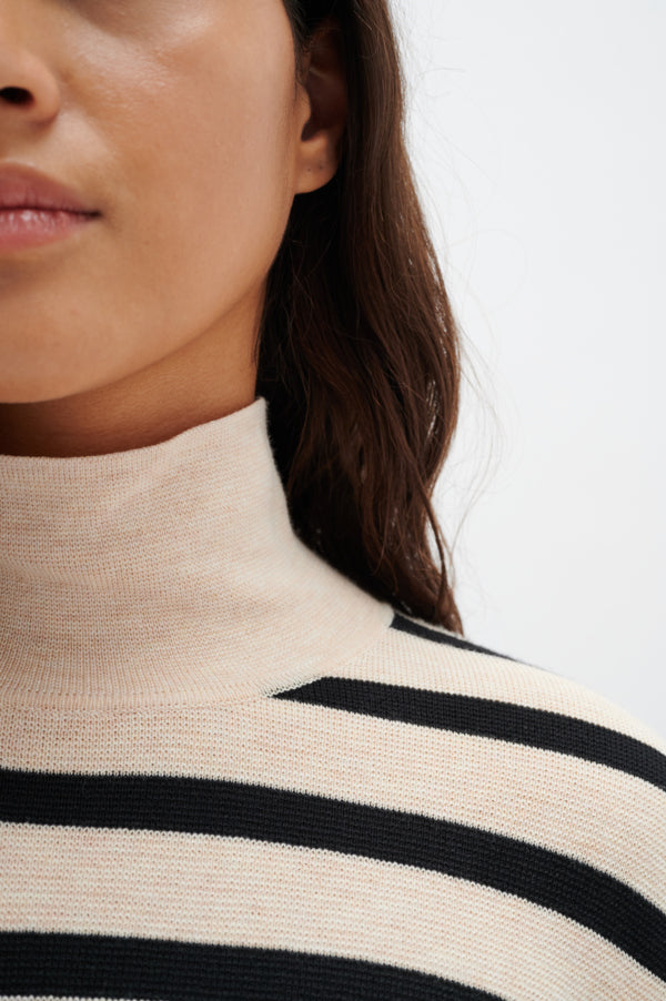Inwear Musette striped knit in sand and black with turtleneck @ modin