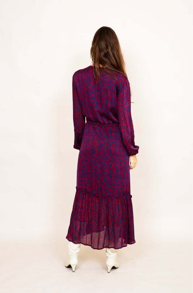 Poppy Field the Label Camille dress in stain maroon red - sustainable fashion @ modin