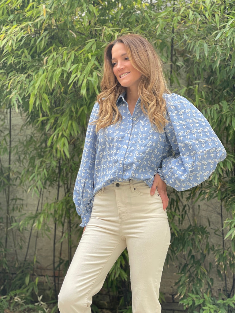 Rue de Femme Silo blouse in light blue denim @ modin