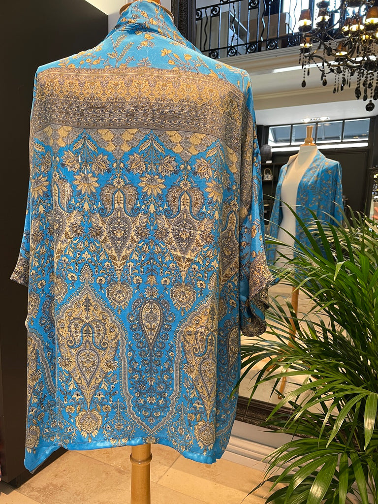 Sissel edelbo Lotus short kimono in light blue beige print paisley sustainable fashion @ modin