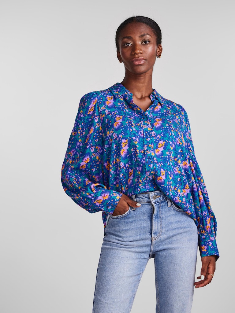 YAS Orchi blouse in deep lake orchi floral print @ modin