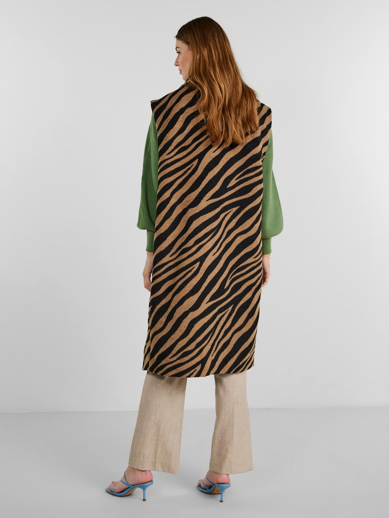 YAS Zella sleeveless coat in zebraprint otter @ modin