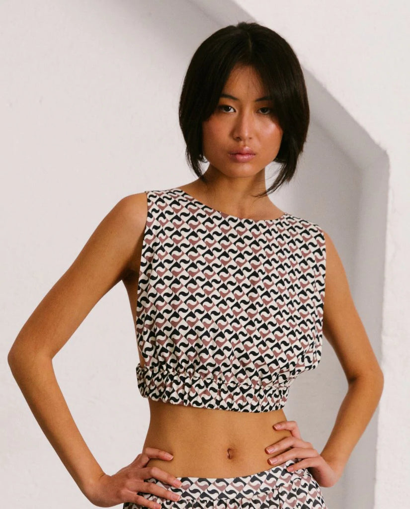 Alohas Kryptonite crop top with open back in monogram black nutmeg @ modin