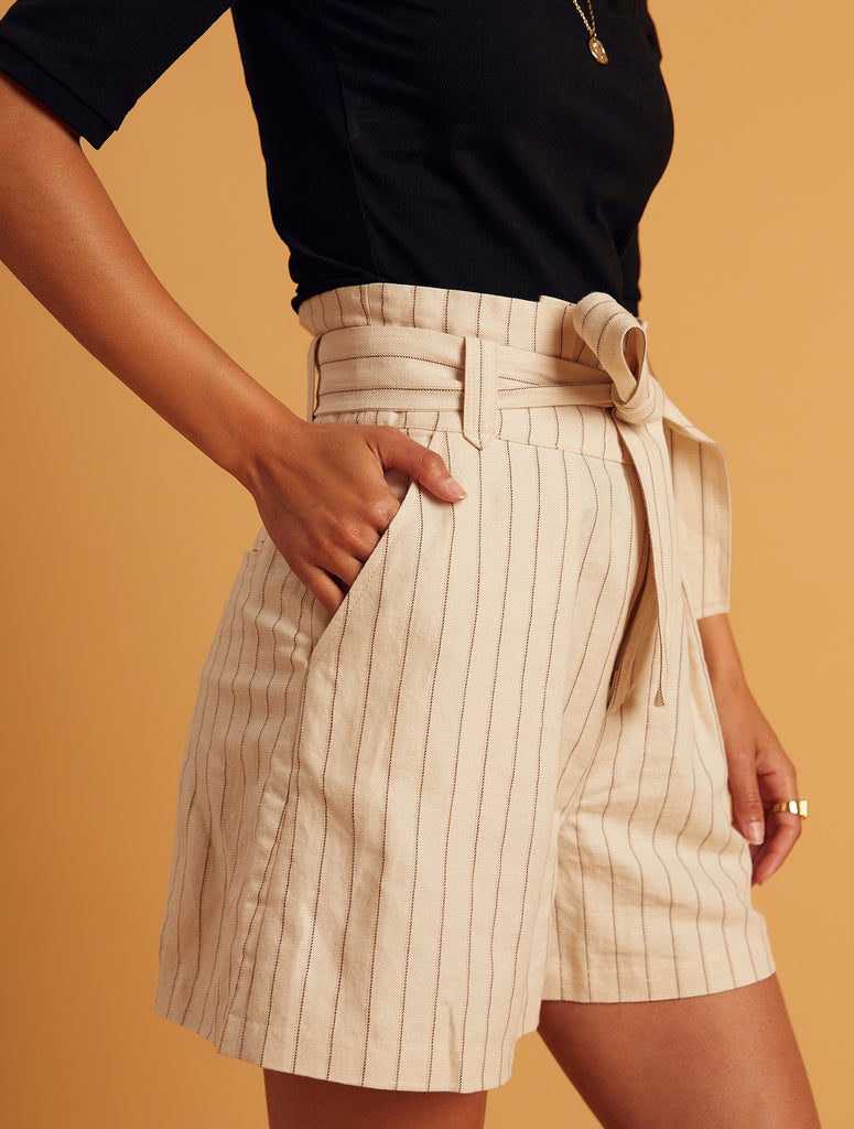 Idano Oderic striped high waist short in sable @ modin